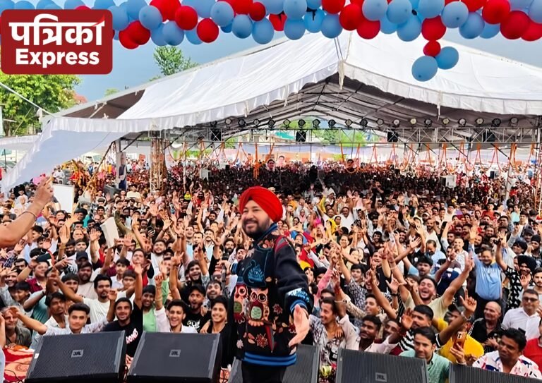 दलेर मेहंदी के कंसर्ट में ऐसा क्या हुआ कि मंत्री सुबोध उनियाल को मंच पर आना पड़ा? दलेर मेहंदी के शो में डबिंग पर बवाल